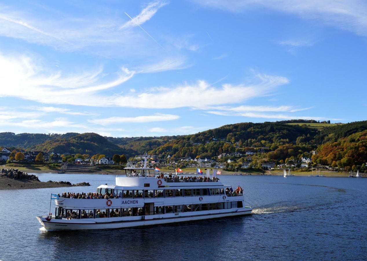 Ferienwohnung Am Eifelsteig Рётген Экстерьер фото