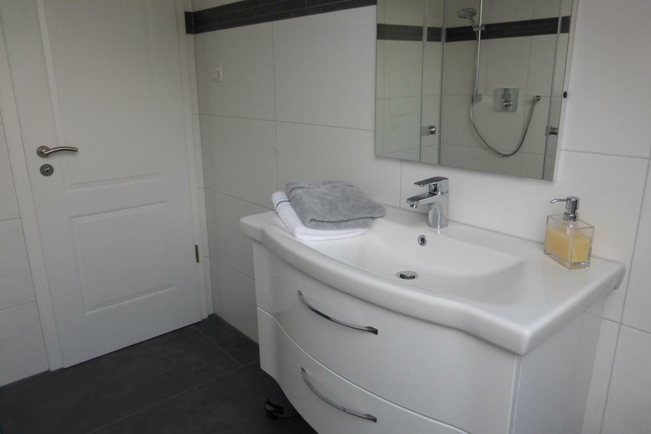Ferienwohnung Am Eifelsteig Рётген Экстерьер фото